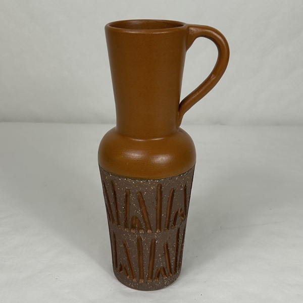 Mari Simmulson. Vas, "Tokyo", Upsala Ekeby.