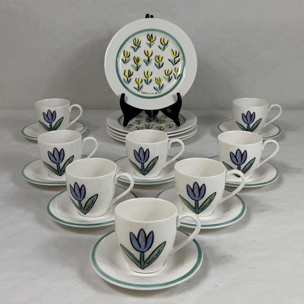 Ulrica Hydman Vallien. Kaffeservisdelar, 21 delar, "Tulpan".