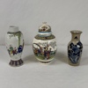 Urna och vaser, 3 delar, Kina.