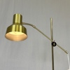 Golvlampa, gulmetall, 1900-tal.