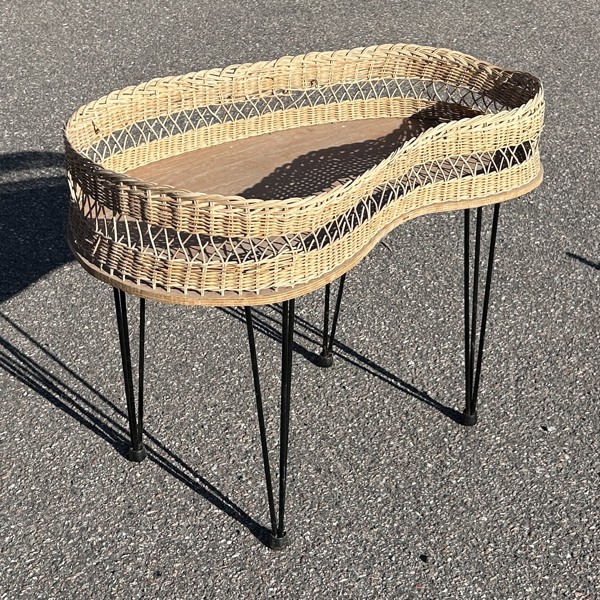 Blombord, rotting, 1900-talets mitt.