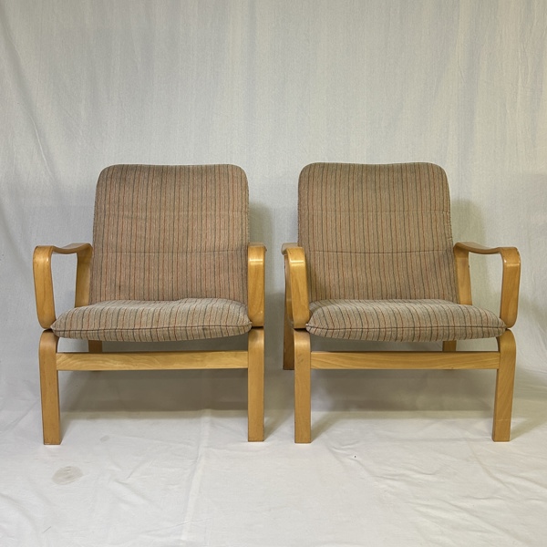 Fåtöljer, ett par, IRE-möbler, 1900-tal.