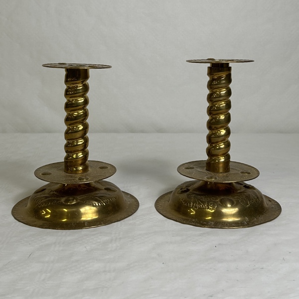 Ljusstakar, ett par, barock, Bolling Gränna.