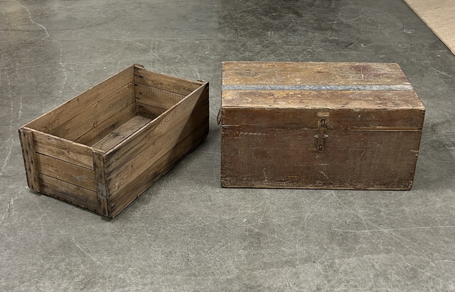 Kista och trälåda, 1900-tal.