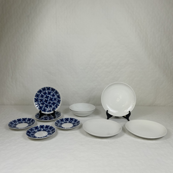 Tallrikar och skålar, 10 delar, Mon Amie Och Blå eld, Rörstrand.