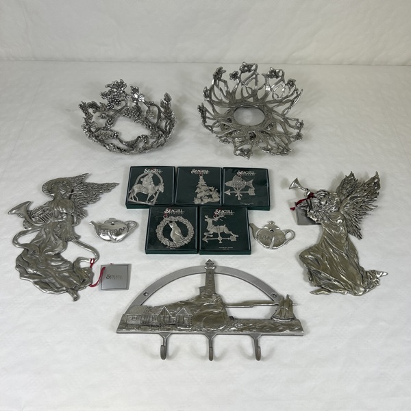 Parti tennföremål.