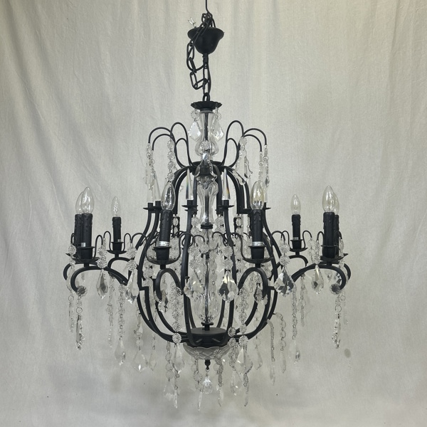 Ljuskrona med prismor, smide, 1900-tal.