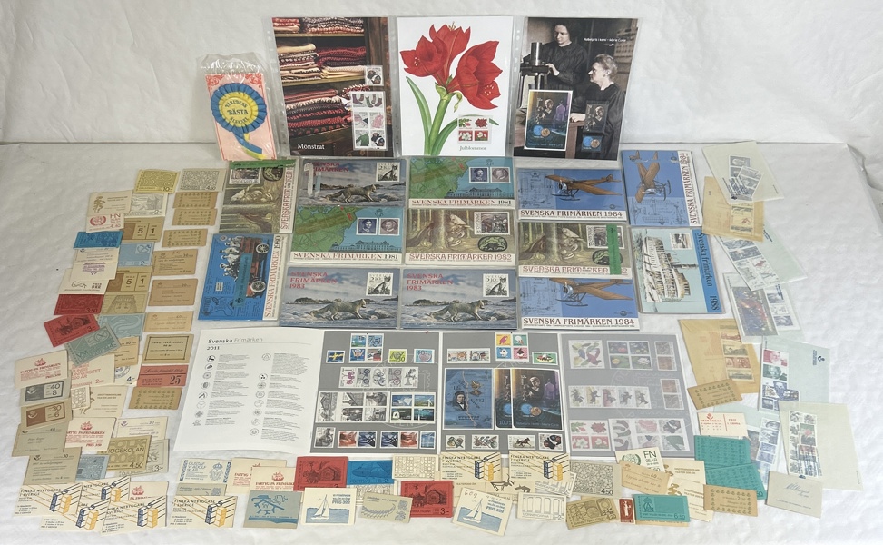 Parti postfriska frimärken.