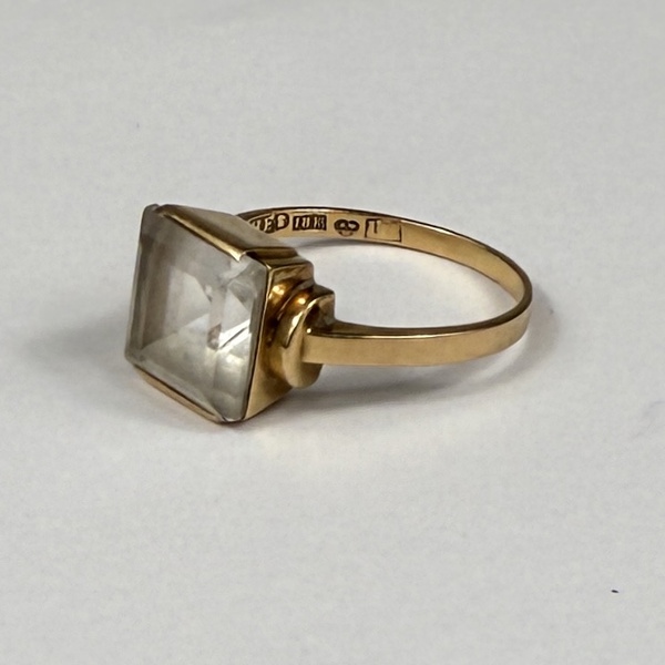 Stigbert, Ring, 18k guld med bergkristall.