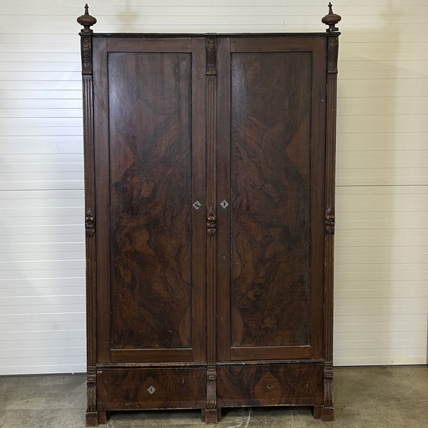 Klädskåp, 1800-tal.