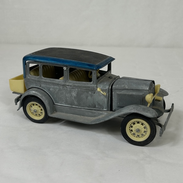 Plåtleksaksbil, Hubley, USA.