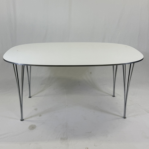 Bruno Mathsson & Piet Hein. Bord, "Superellips", Fritz Hansen.