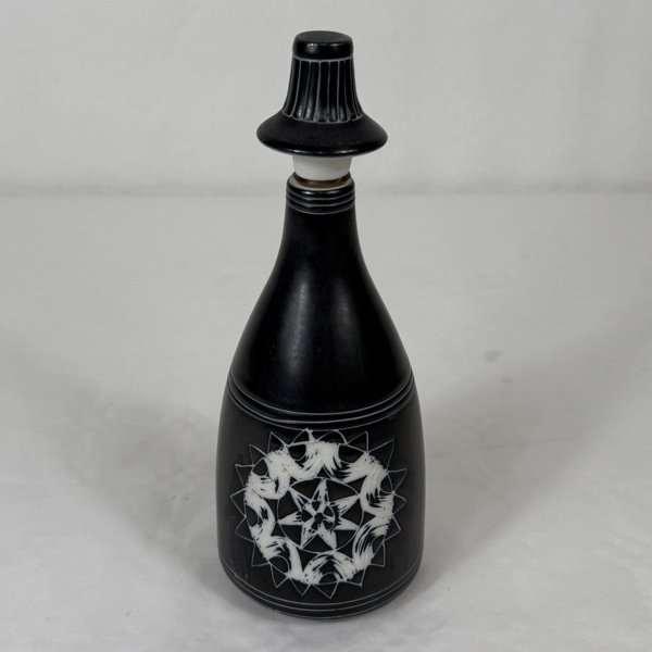 Flaska med kork, Arabia.