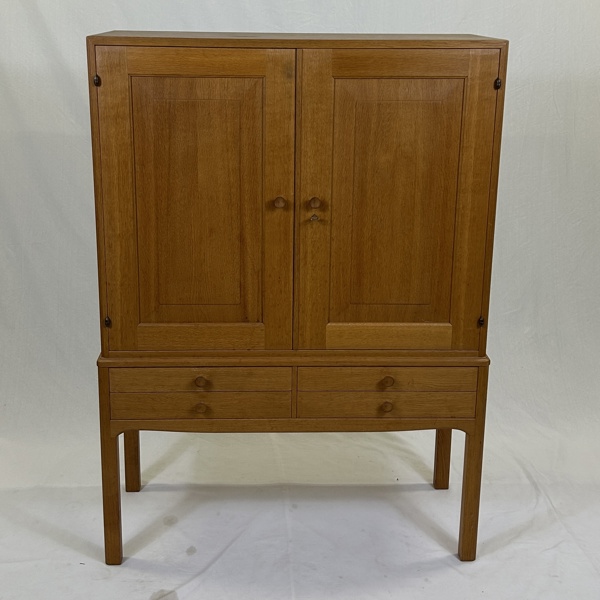 Carl Malmsten. Skåp, "Oktober".