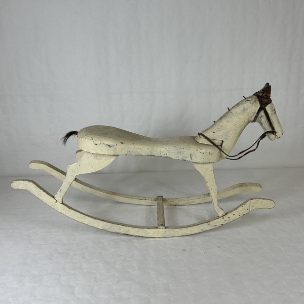 Gunghäst, trä, 1800-tal.