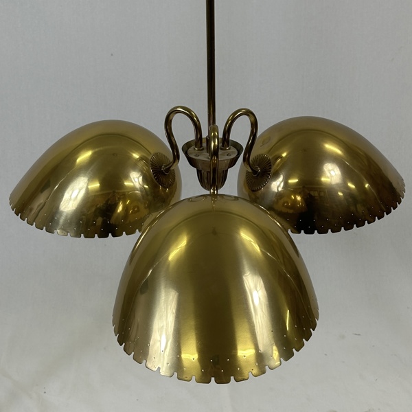 Harald Notini. Taklampa, modell "11895", Arvid Böhlmarks Lampfabrik, 1950-tal.