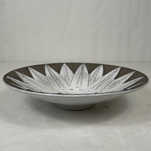 Anna-Lisa Thomson. Skålfat, "Paprika", Upsala-Ekeby.