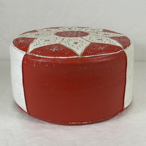 Sittpuff, orientalisk, 1900-talets mitt.