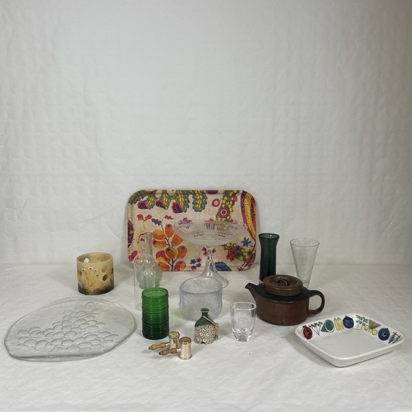 Diverselåda, bla ugnsform, "Picknick".