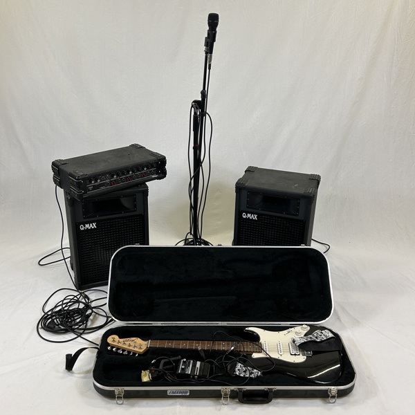 Elgitarr, förstärkare, mikrofon, m.m.