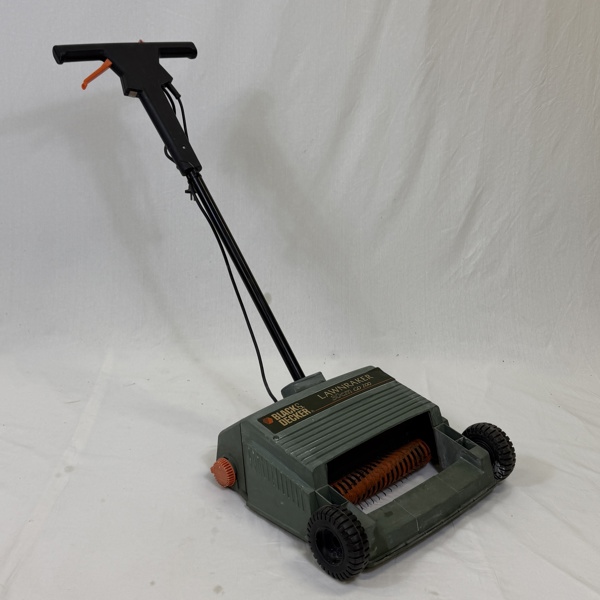 Mossrivare, Black & Decker.