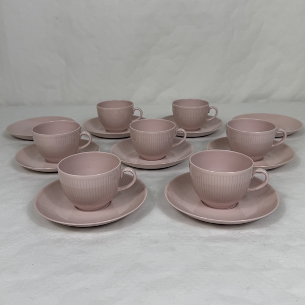 Kaj Franck. Kaffeservisdelar, 16 delar, "Sointu", Arabia, Finland.