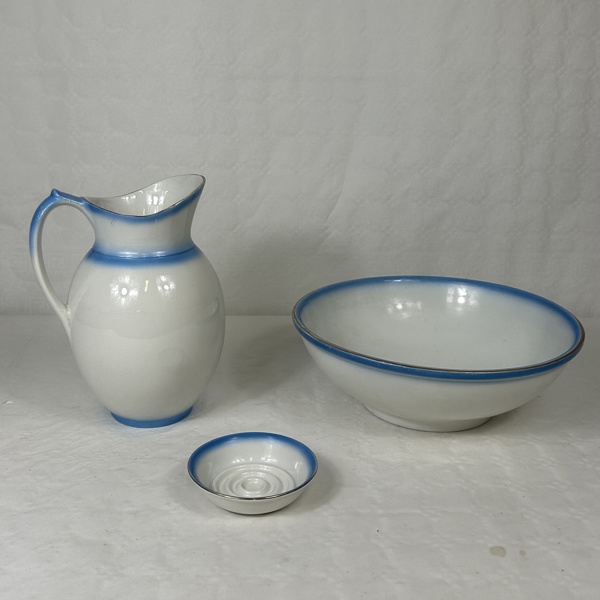 Tvättfat, kanna och tvålfat, Gustavsberg.