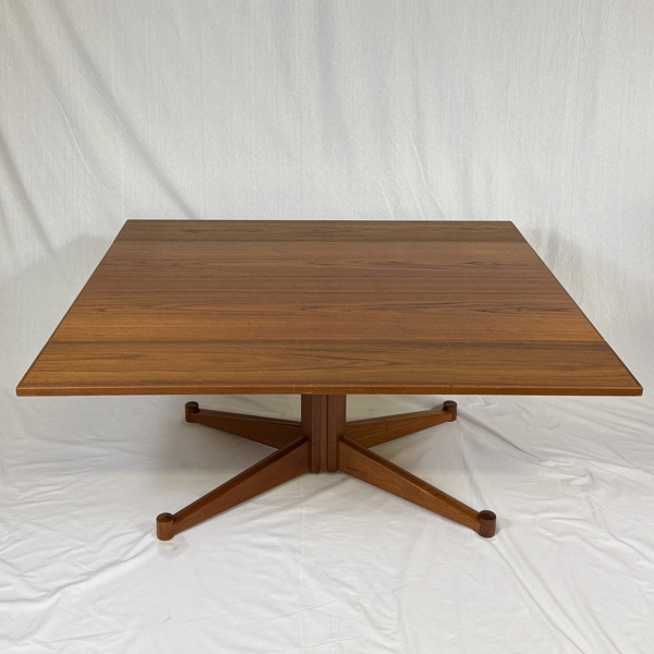 Eyvind Beckman. Matbord/Soffbord, "Sesam", teak, Tingströms.