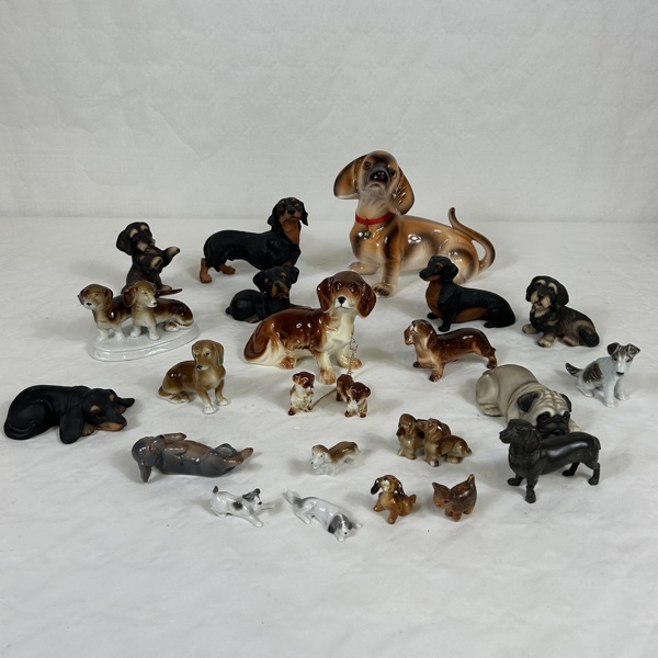 Parti figuriner, hundar, keramik.