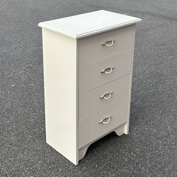 Byrå, 4-lådig, 19/2000-tal.