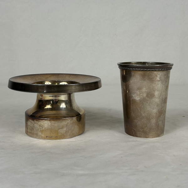Ljuslykta och bägare, silver 830/1000.
