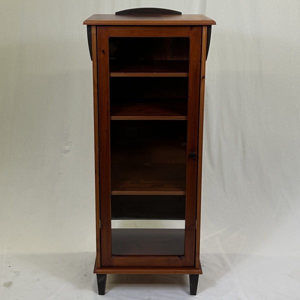 Vitrinskåp, 1900-talets andra hälft.