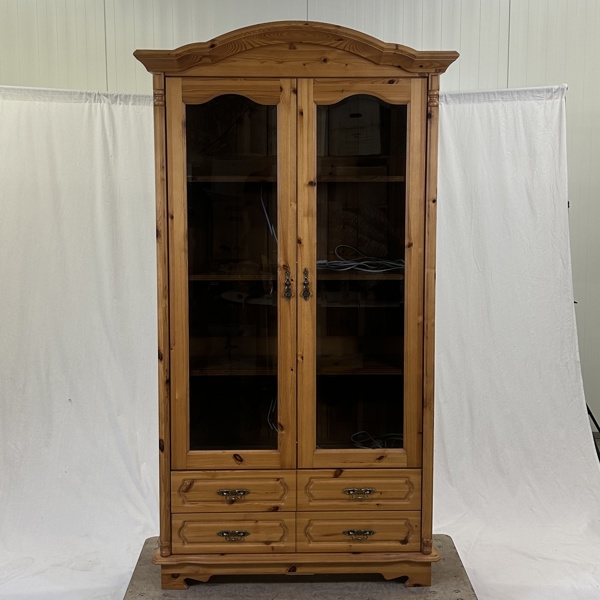 Vitrinskåp, furu, 1980-tal.