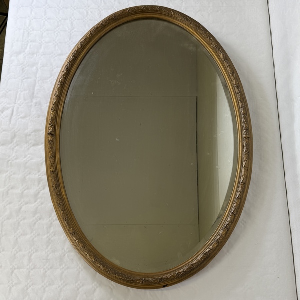 Spegel,Gustaviansk stil, förgylld, 1900 tal.
