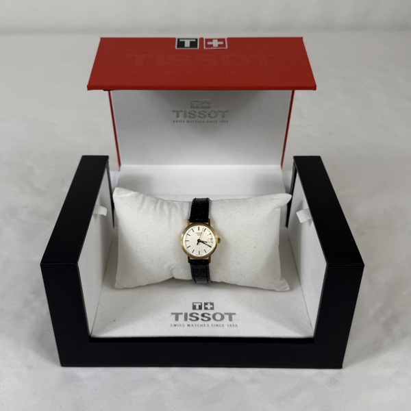 Tissot. Damarmbandsur, 18K guld.