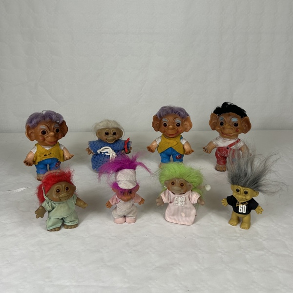 Leksakstroll, 8st, varav två Thomas Dam, 1980-tal.