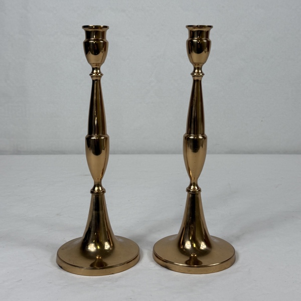 Ljusstakar, ett par, malm.