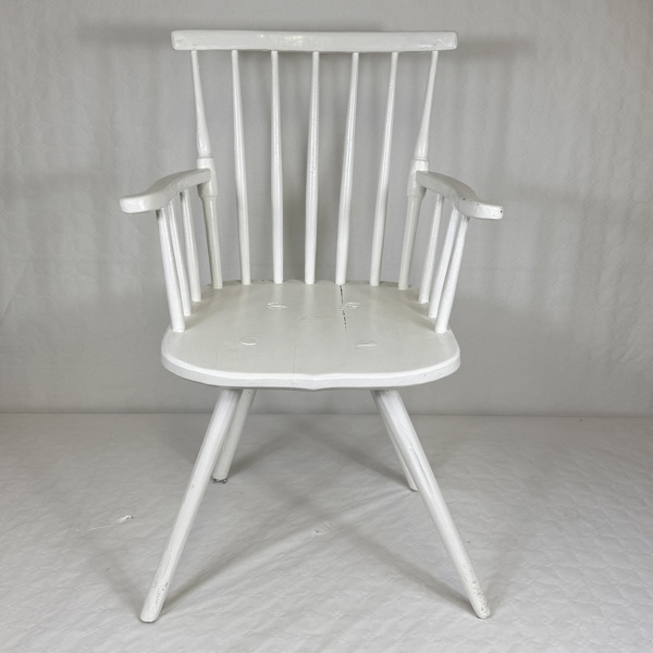 Pinnstol, 1800-tal.Träpluggad.