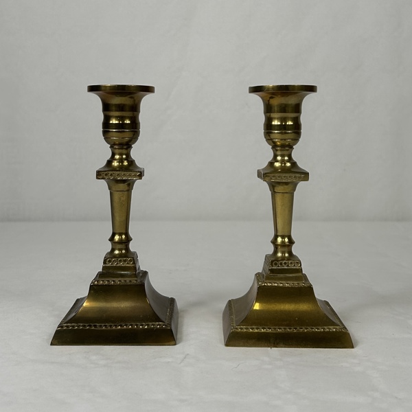 Ljusstakar, ett par, malm, 1900-tal.