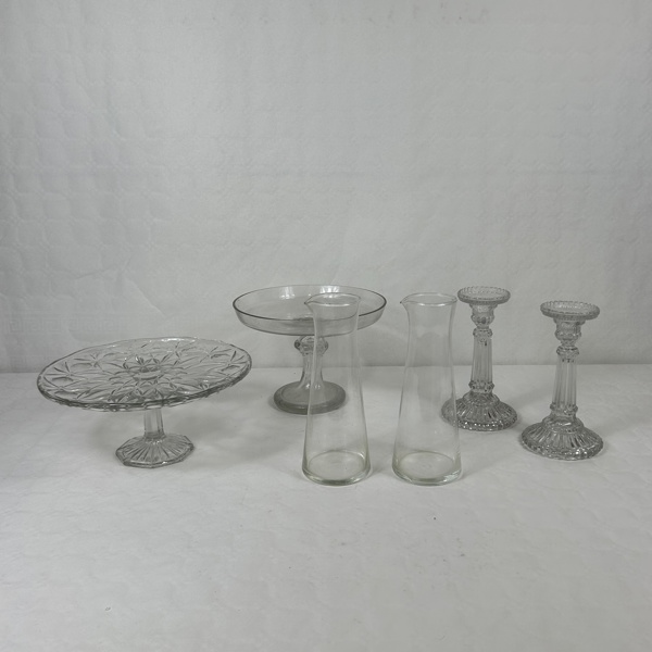 Glasföremål, 6 delar.