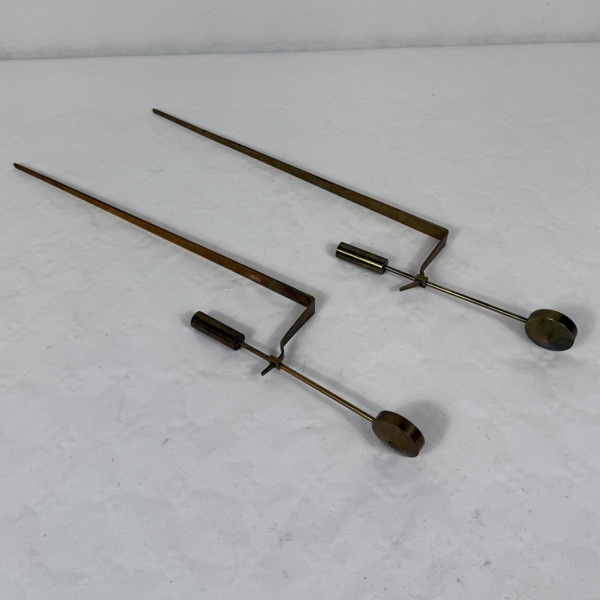 Pierre Forsell. Väggljusstakar, "Pendel", ett par, Skultuna.