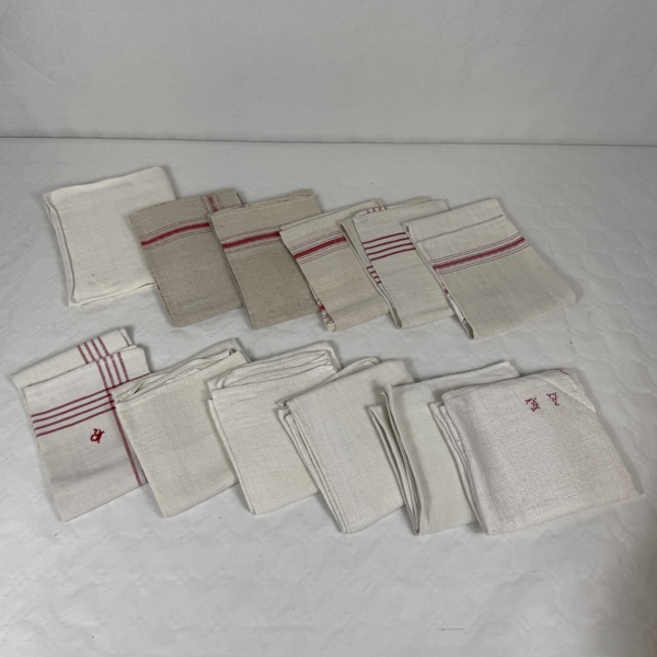 Hemvävda handdukar m.m.