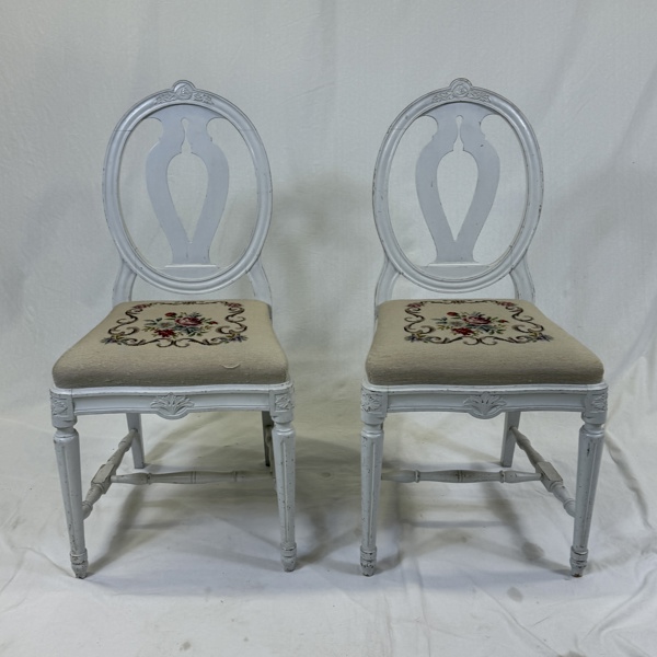 Stolar, ett par, gustaviansk stil, Svenska modellen, 1900 tal.