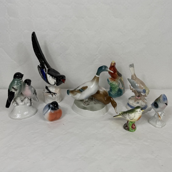 Parti figuriner, fåglar, porslin.