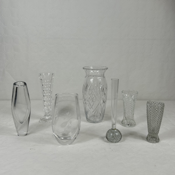 Vaser, glas, varav två Orrefors.