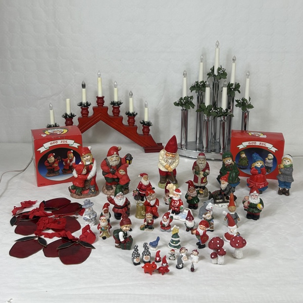 Adventsljusstakar, 2st, samt figuriner.