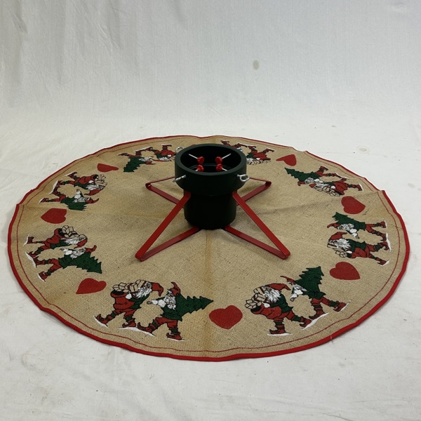 Julgransfot, samt matta.