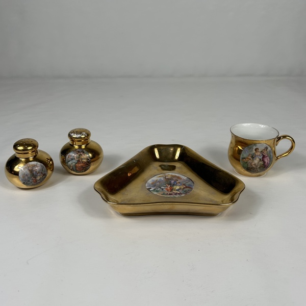 Ströare, fat och kopp, porslin, Royal Copenhagen.