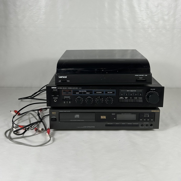 Musikanläggning, tre delar.