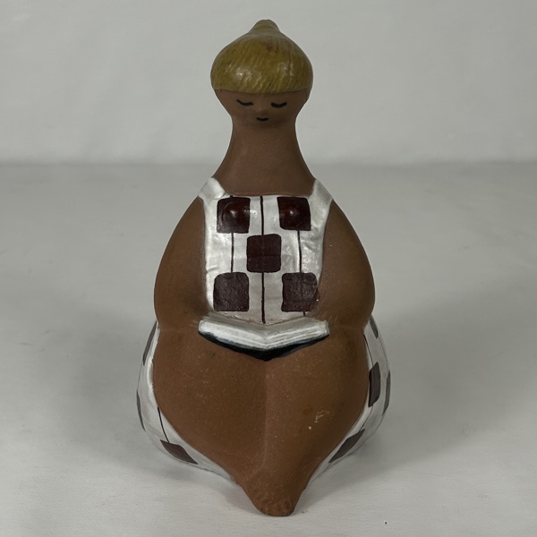 Lisa Larson. Figurin, "Charlotta", ur serien "ABC-flickorna", Gustavsberg.